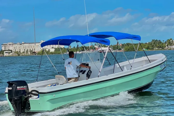 a boat that is floating in the water